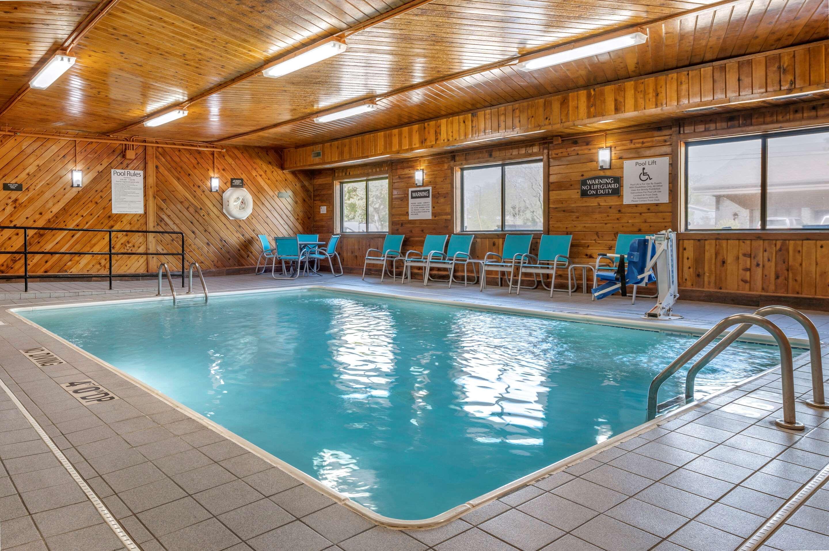 Comfort Inn Near Kokomo Speedway Екстериор снимка